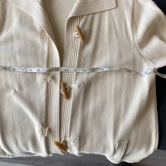 L.L. Bean sweater - Picture 6 of 9